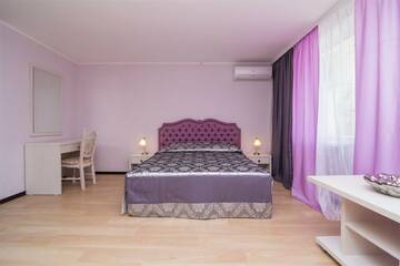 Люкс Лиловый в Гостинице Ярд